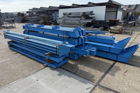 15.00 x 55.00m (825m²)